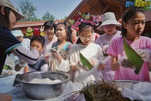 蒙蒂：联盟现在最好的低位单打进攻手是恩比德、约基奇和申京